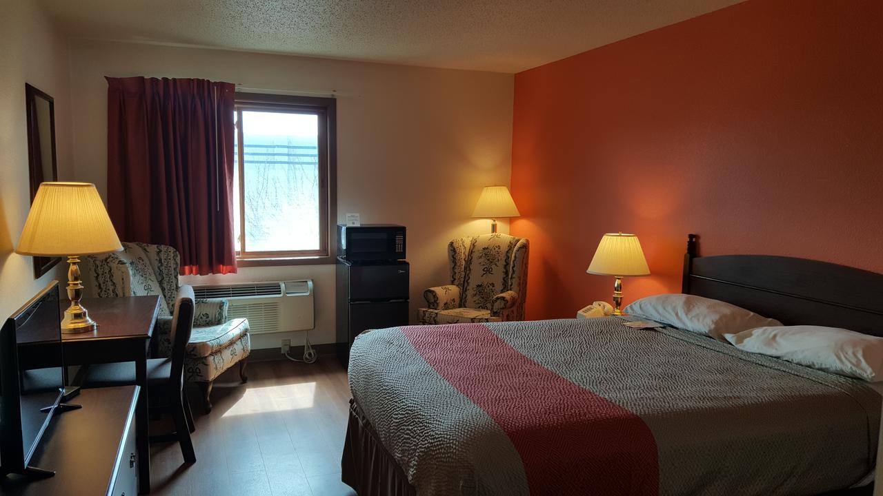 Motel 6-Saukville, Wi Екстериор снимка