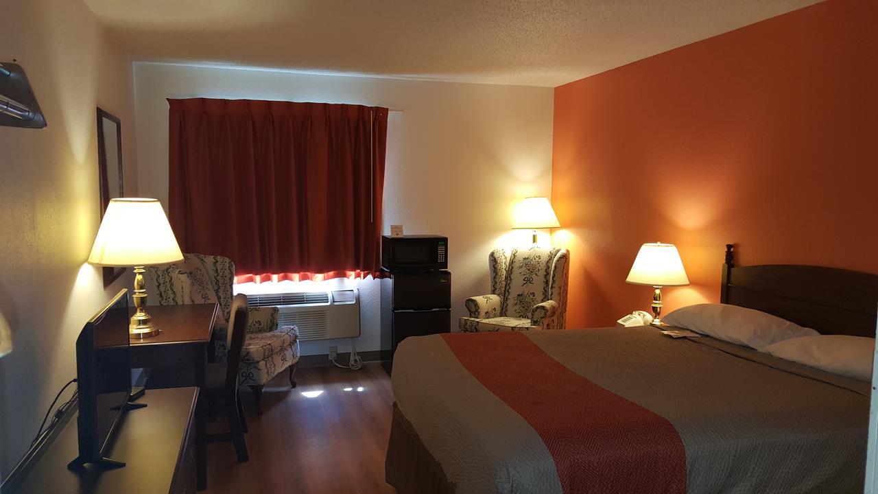Motel 6-Saukville, Wi Екстериор снимка