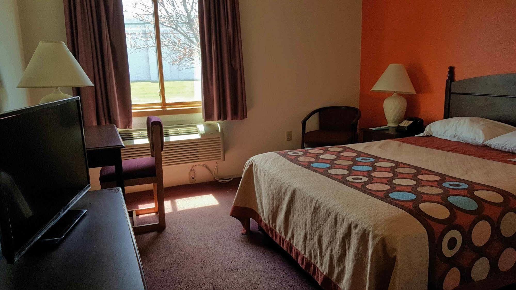 Motel 6-Saukville, Wi Екстериор снимка