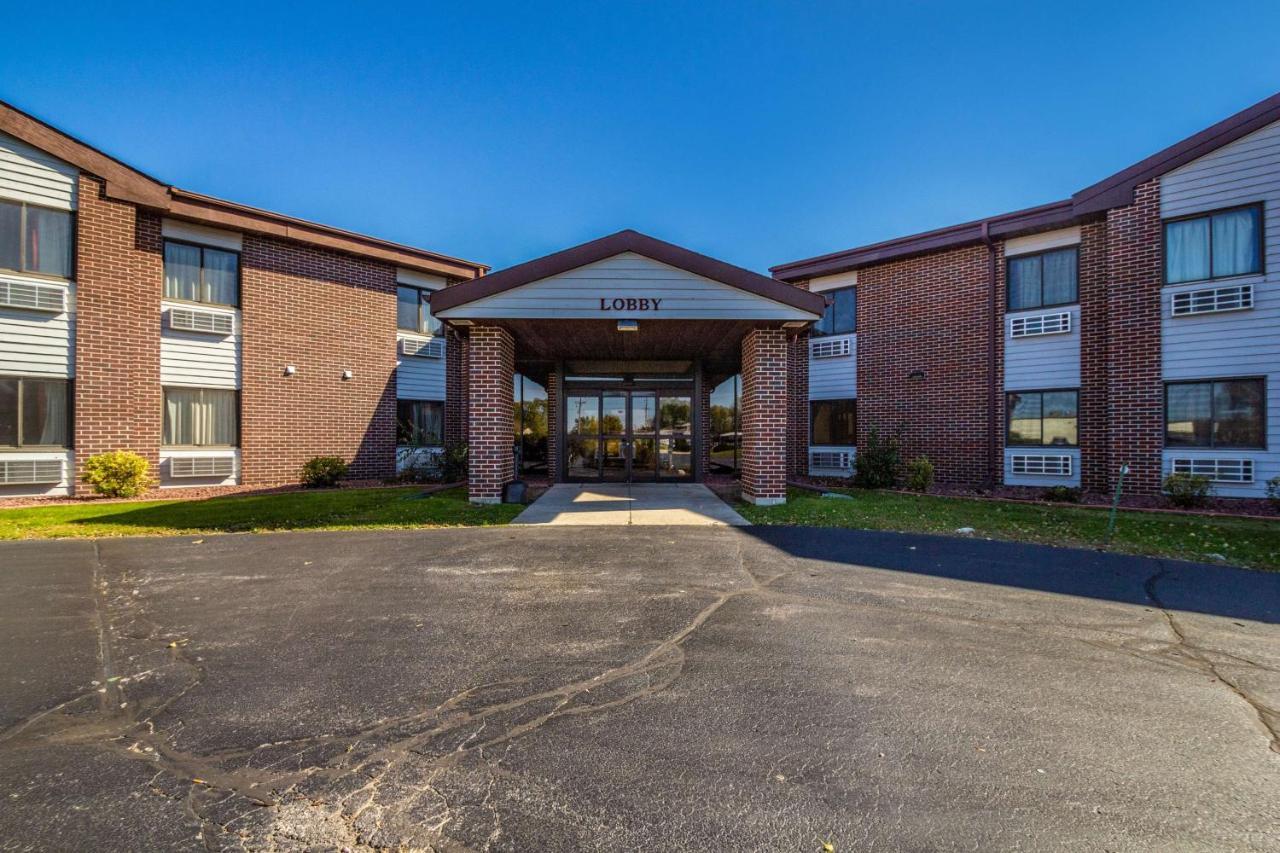 Motel 6-Saukville, Wi Екстериор снимка